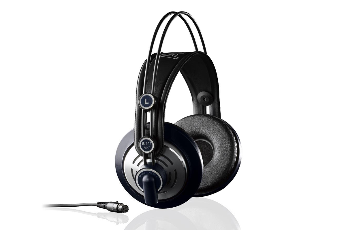 AKG K52 headphones review: A good choice for a clean, balanced sound